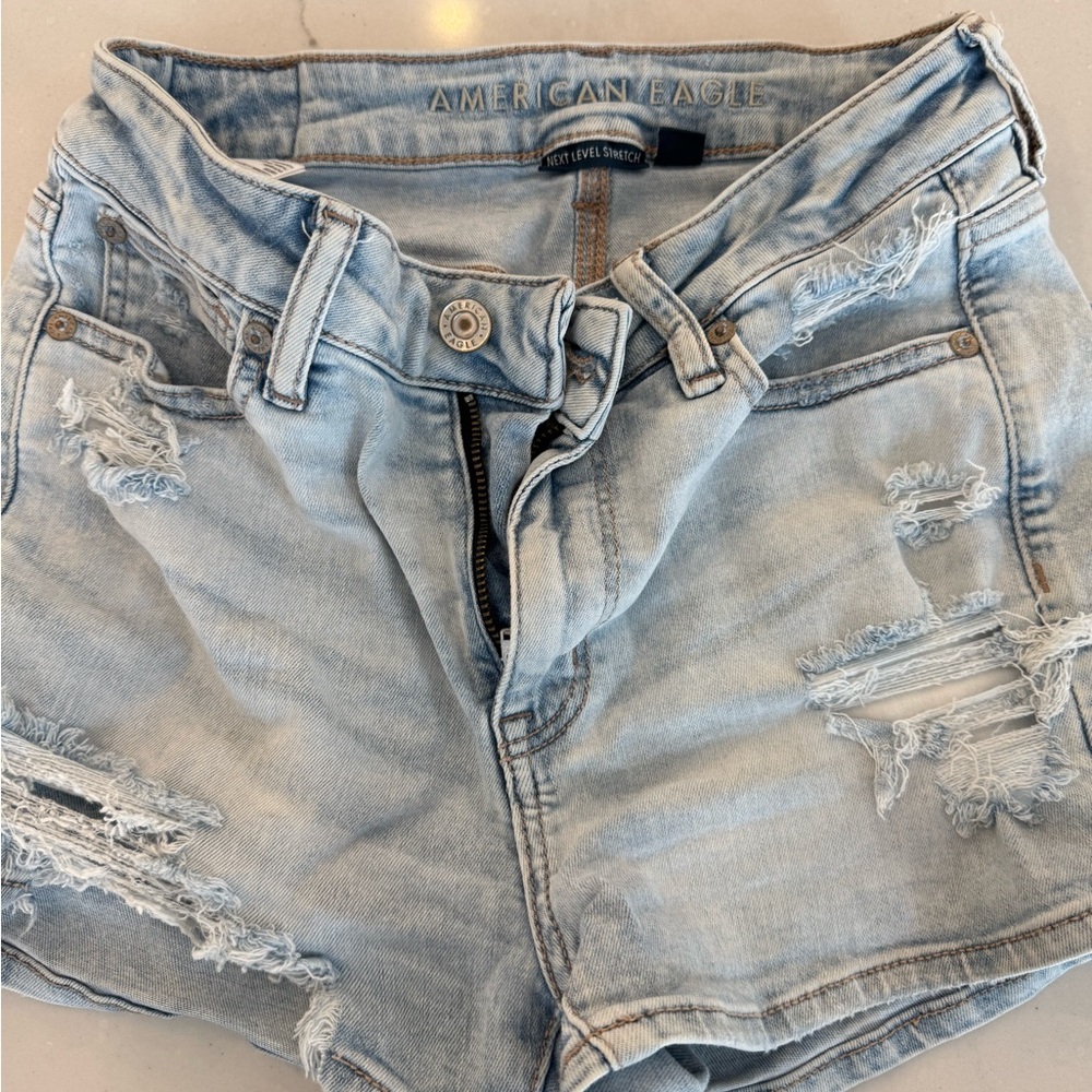 American Eagle Outfitters Faded Distressed stretch Blue Ripped Jean Shorts sz 2